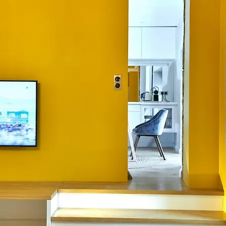 Et Les De Vjl... Πανσιόν